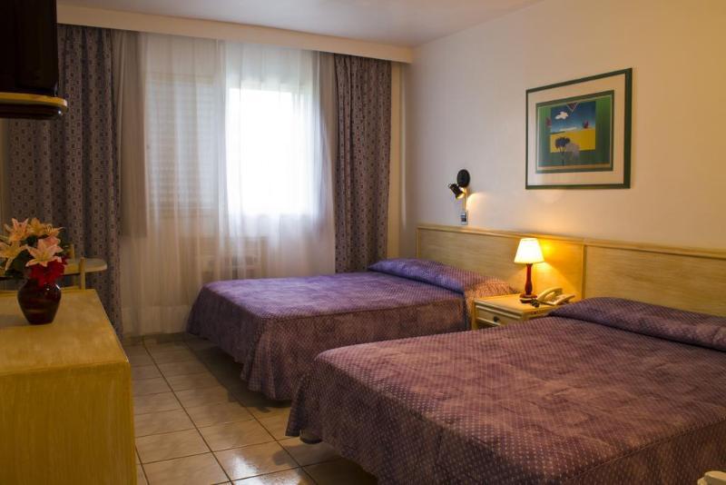 Wembley Inn Hotel Ubatuba Exteriör bild